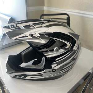 Bilt Redemption Motocross ATV Helmet White Silver size XL (P)